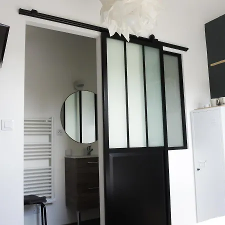 Les Du Verger Bed & Breakfast